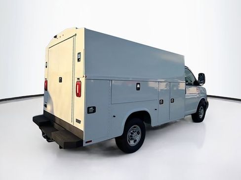 New 2025 Chevrolet Express 3500 Work Van w/ Power Convenience Package image 7
