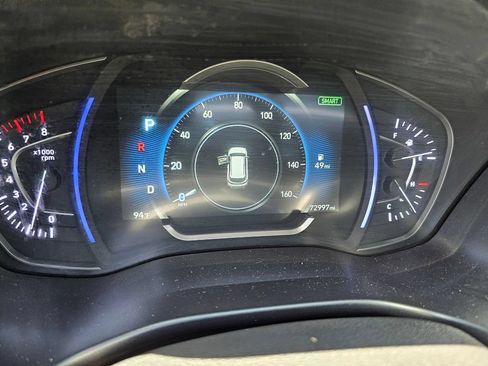 Used 2020 Hyundai Santa Fe Limited FWD image 29