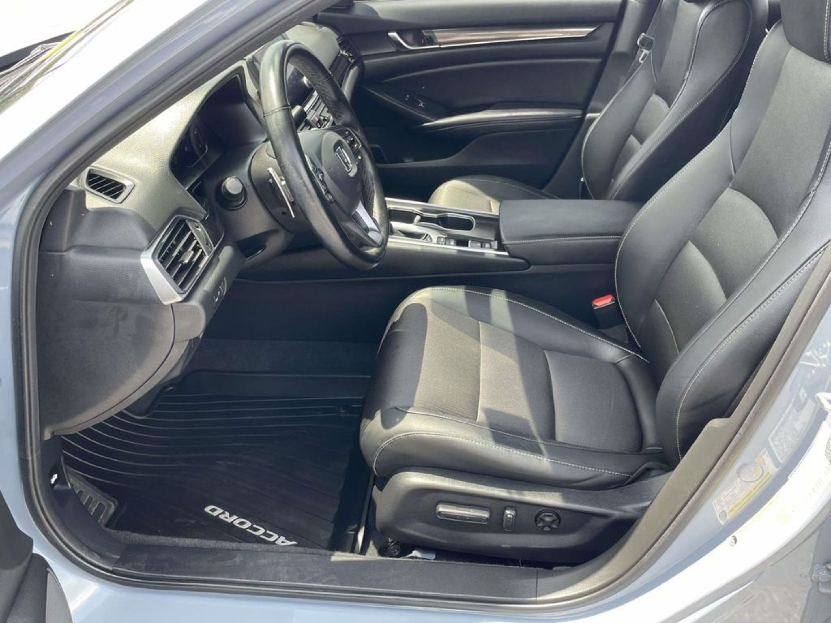 Used 2022 Honda Accord Sport image 13