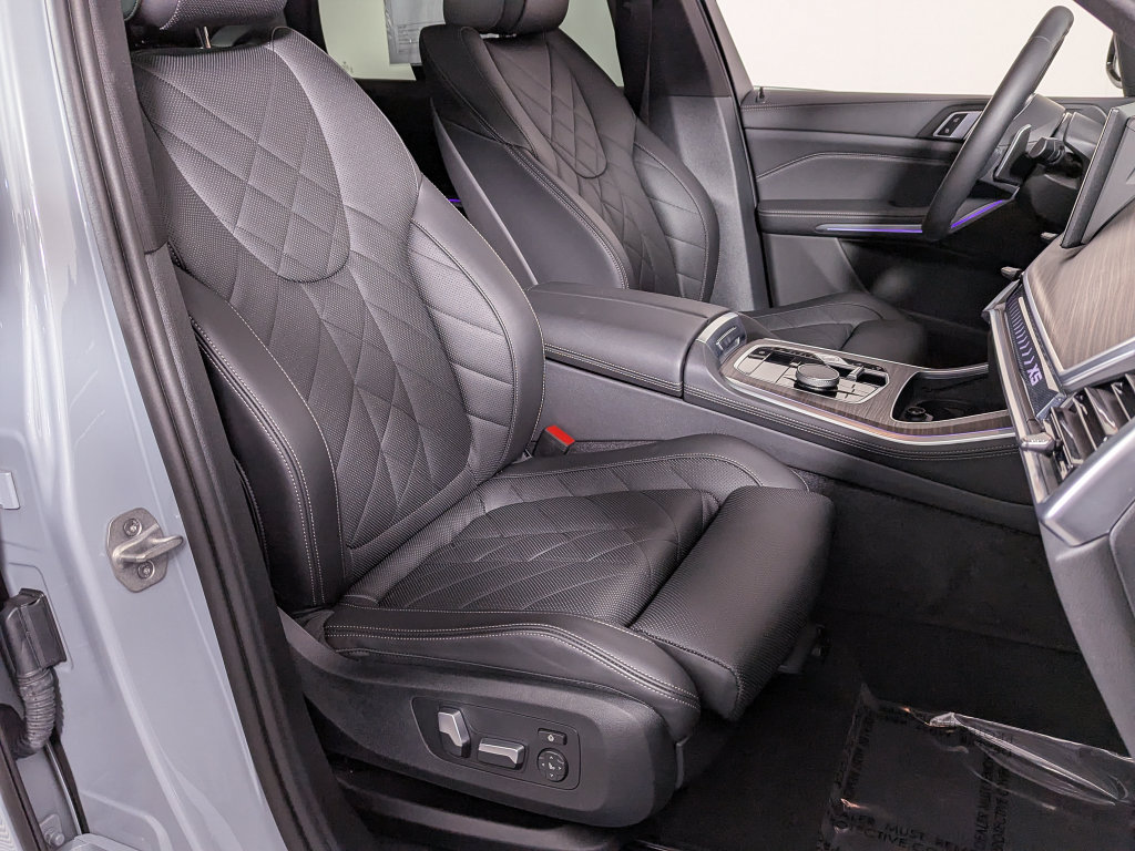 Certified 2024 BMW X5 xDrive40i w/ M Sport Package AWD/4WD image 28