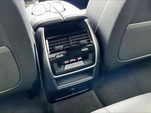 Used 2020 BMW X5 sDrive40i w/ M Sport Package RWD image 10
