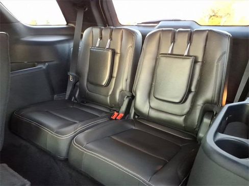 Used 2018 Ford Explorer Limited w/ Equipment Group 301A image 10