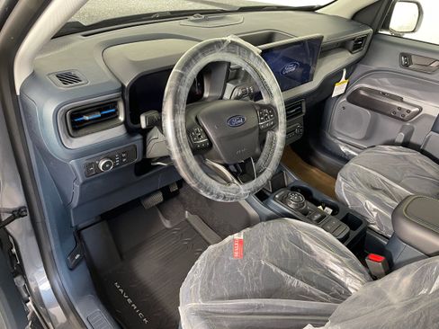 New 2026 Ford Maverick Lobo image 2