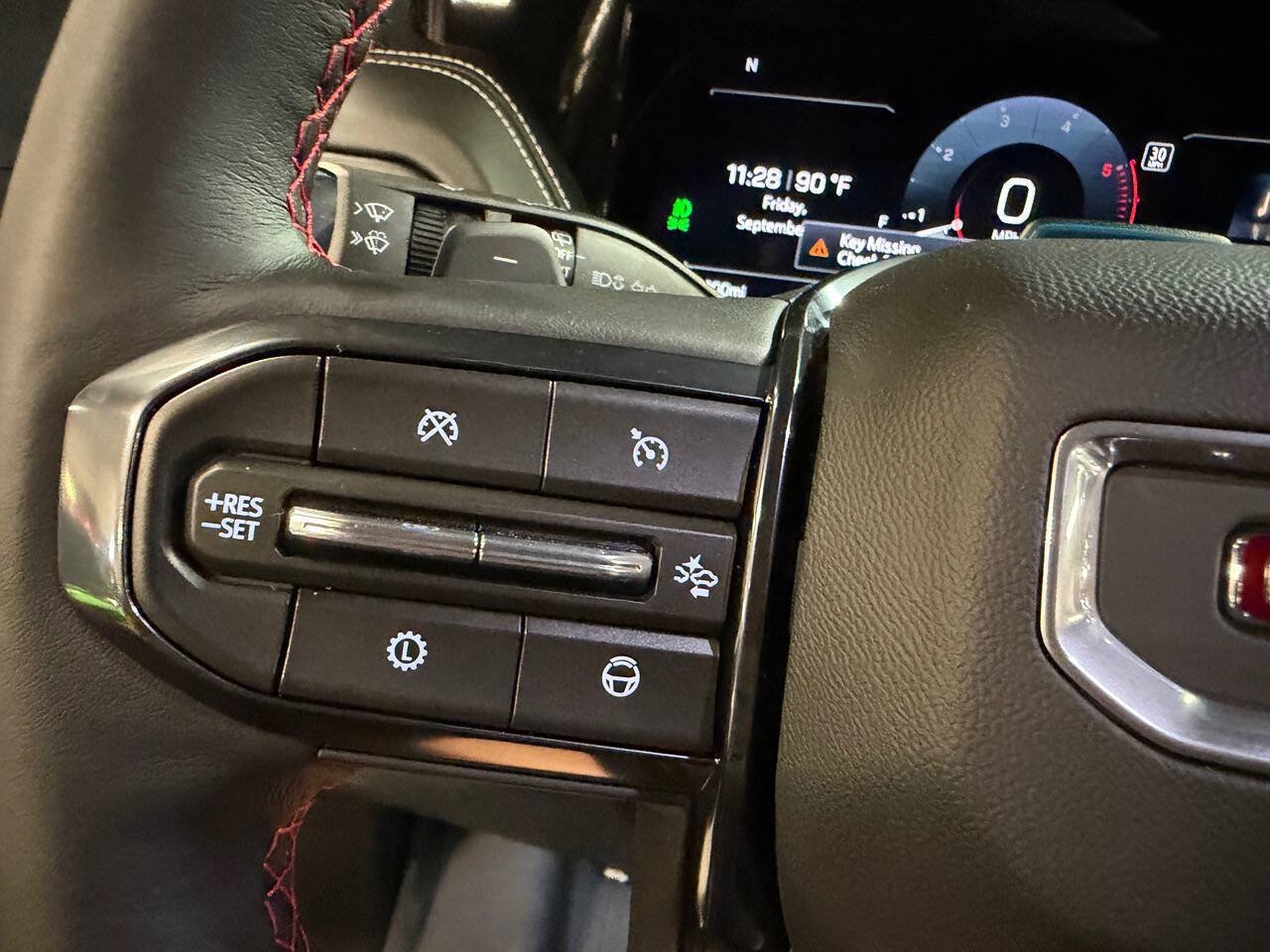 Used 2026 GMC Yukon AT4 Ultimate w/ LPO, Floor Liner Package AWD/4WD image 29