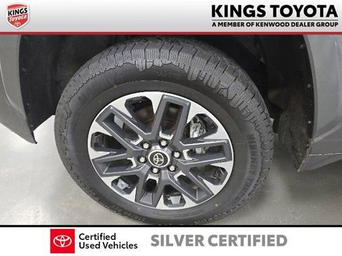 Certified 2022 Toyota Tundra Limited w/ Power Package AWD/4WD image 27