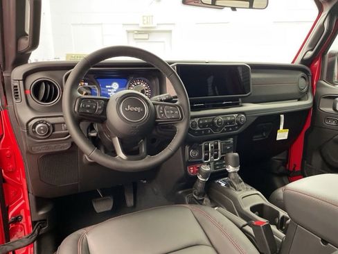 New 2025 Jeep Gladiator Rubicon w/ Convenience Group image 9