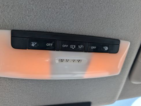 Used 2022 Nissan Kicks SV FWD image 12