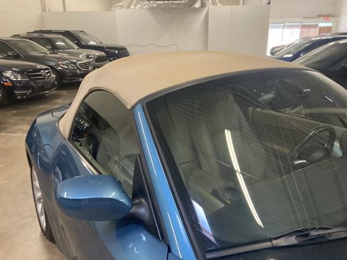 Used 2003 BMW Z4 2.5i RWD image 17
