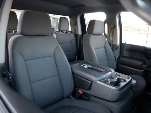 Used 2020 Chevrolet Silverado 1500 Custom w/ Custom Value Package image 21