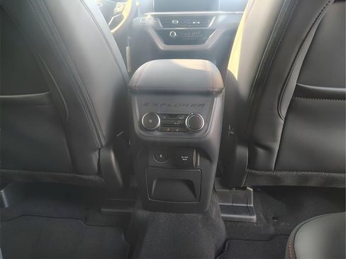 New 2026 Ford Explorer ST-Line w/ ST-Line Street Pack image 24