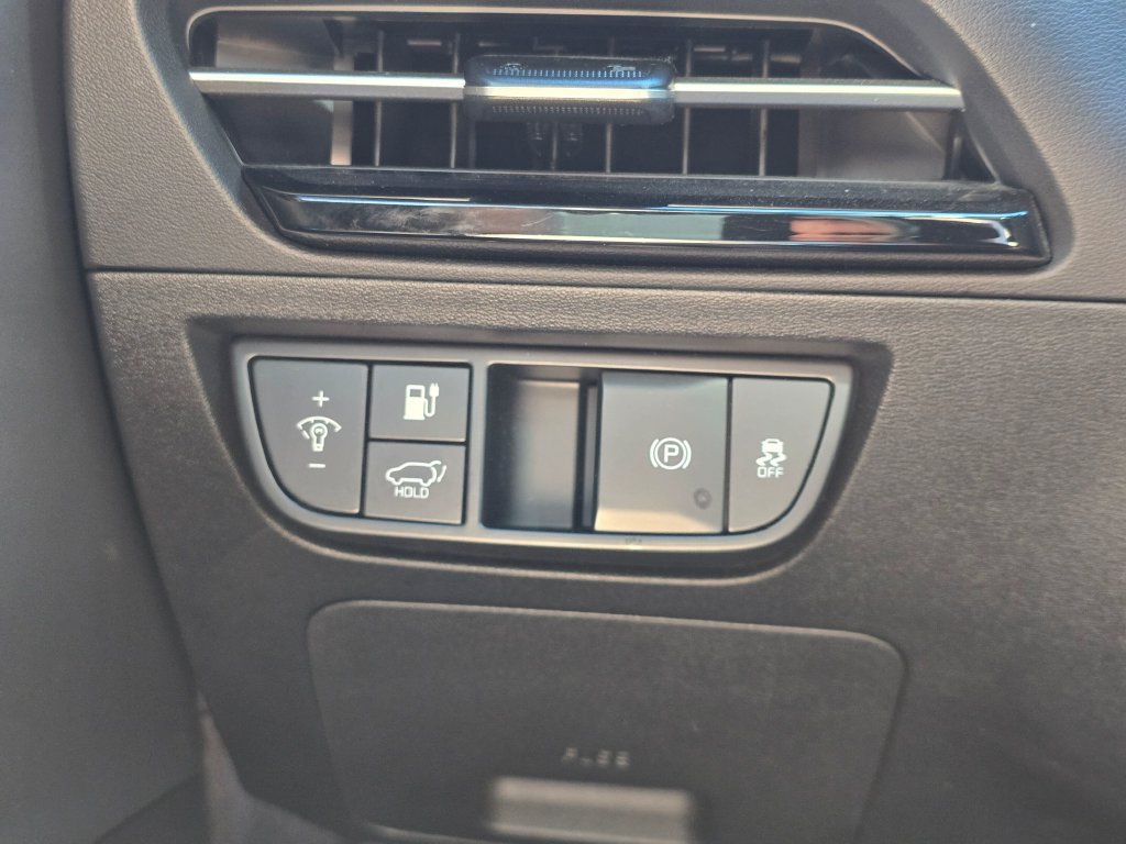 Used 2023 Kia EV6 GT-Line AWD/4WD image 18