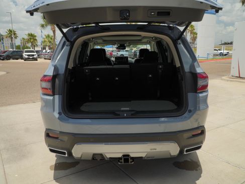New 2026 Honda Pilot Touring image 7