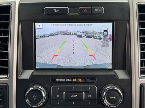 Used 2018 Ford F150 Lariat image 17