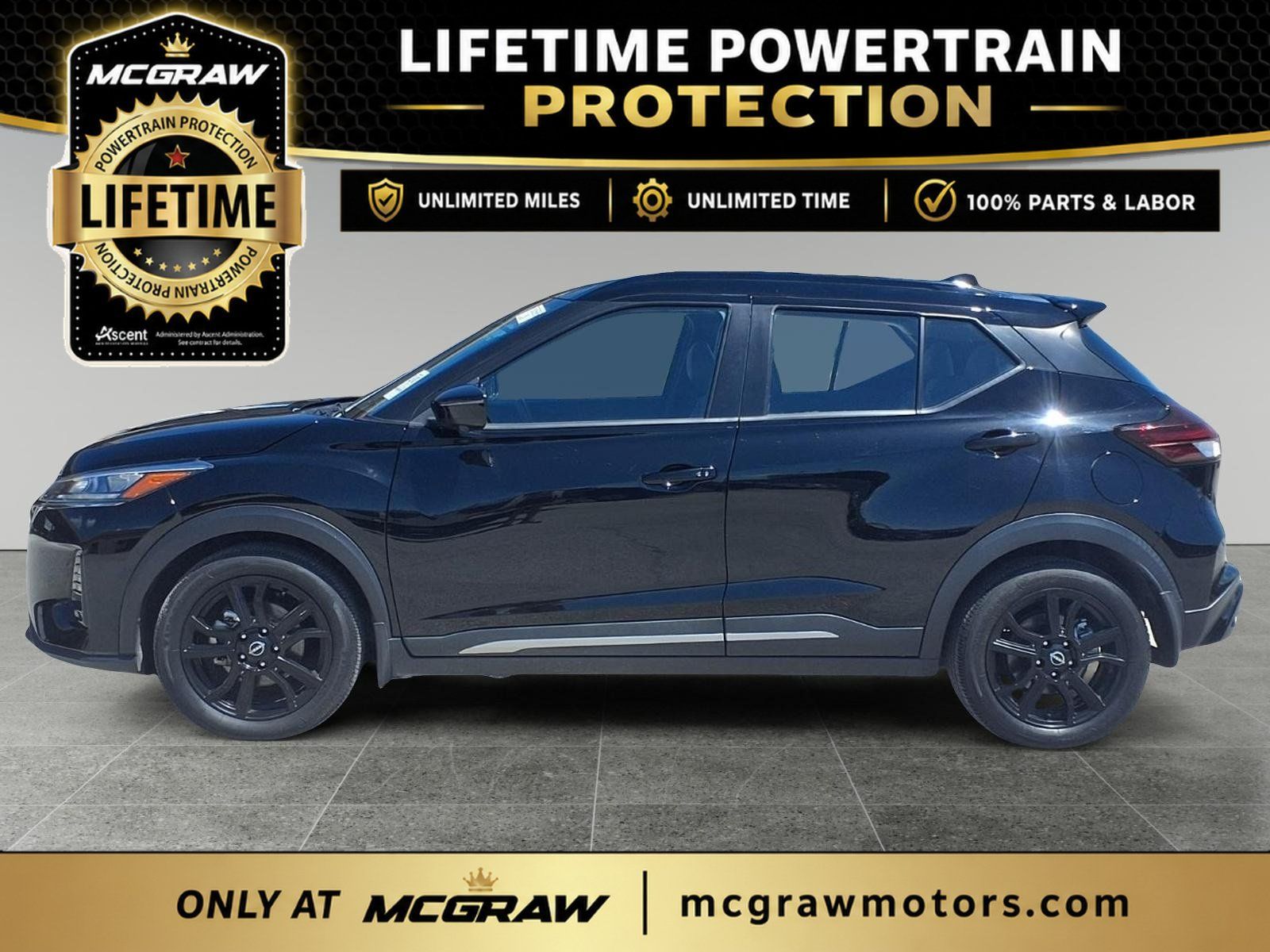 Used 2024 Nissan Kicks SR w/ SR Premium Package FWD image 2
