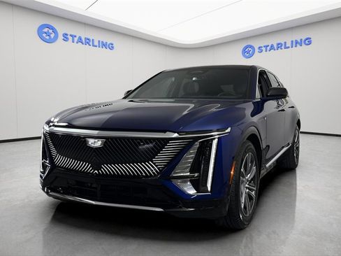 Used 2024 Cadillac Lyriq Luxury image 4