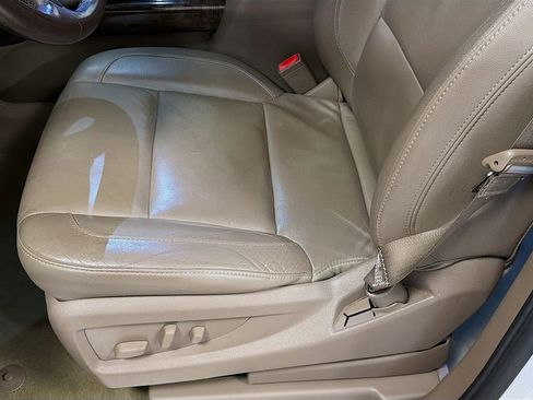 Used 2016 Chevrolet Suburban LT AWD/4WD image 21
