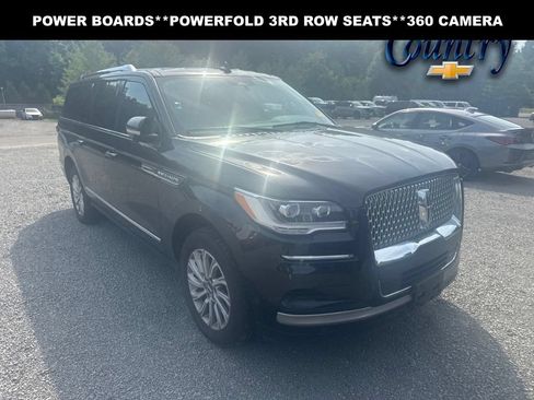 Used 2024 Lincoln Navigator L 4WD image 1