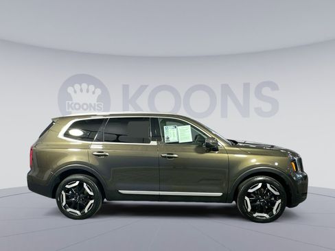 Used 2024 Kia Telluride S w/ S Sunroof Package image 5