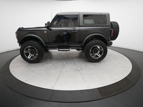 Used 2021 Ford Bronco Badlands image 22