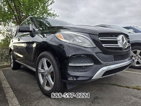 Used 2016 Mercedes-Benz GLE 350 w/ Premium Package image 10