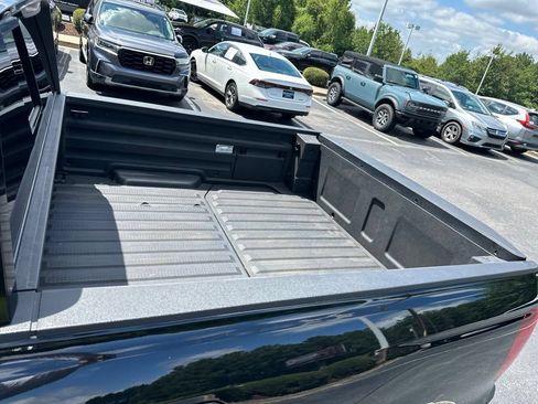 Certified 2024 Honda Ridgeline Black Edition image 12