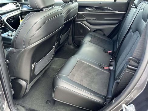 New 2025 Jeep Grand Cherokee Trailhawk w/ Advanced Protech Group II image 9