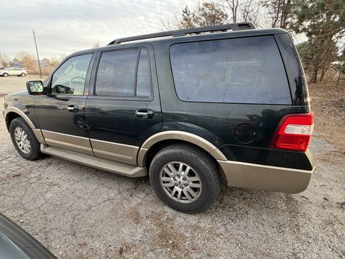 Used 2014 Ford Expedition XLT w/ Equipment Group 201A image 11