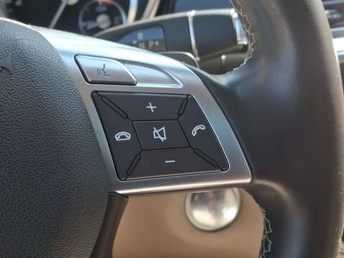 Used 2013 Mercedes-Benz GL 320 BlueTEC 4MATIC image 24
