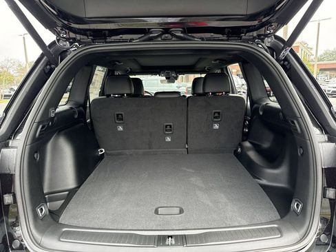 New 2025 Jeep Grand Cherokee Limited w/ Trailer Tow Package image 31