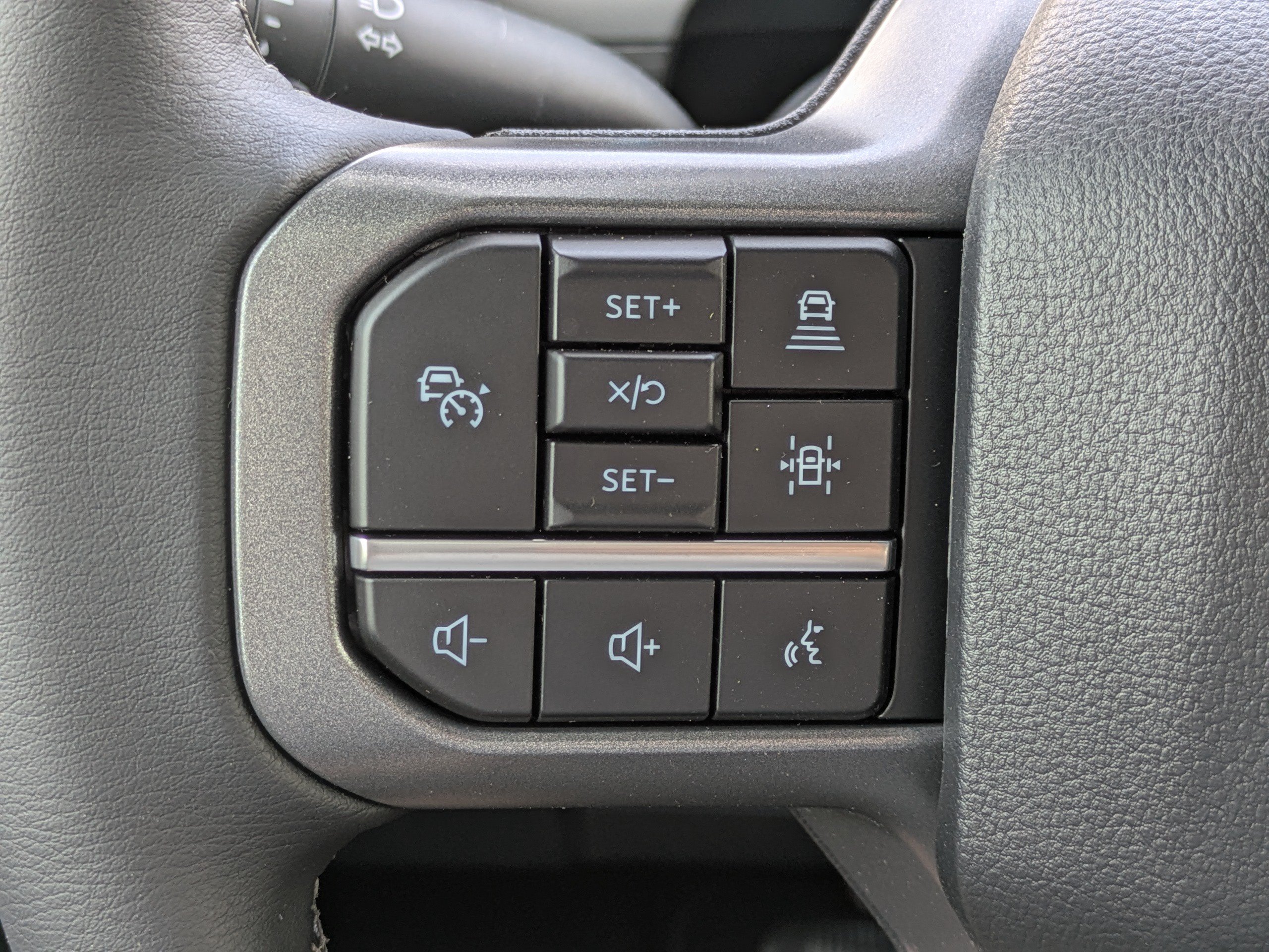 Used 2026 Ford F150 XLT w/ Equipment Group 302A MID AWD/4WD image 21