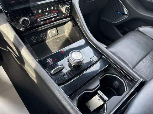 Used 2021 Jeep Grand Cherokee L Overland w/ Luxury Tech Group IV image 22