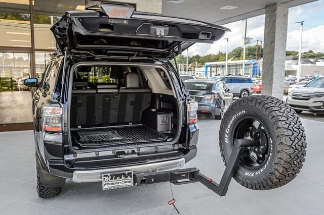 Used 2022 Toyota 4Runner TRD Off-Road Premium w/ Moonroof Package AWD/4WD image 13