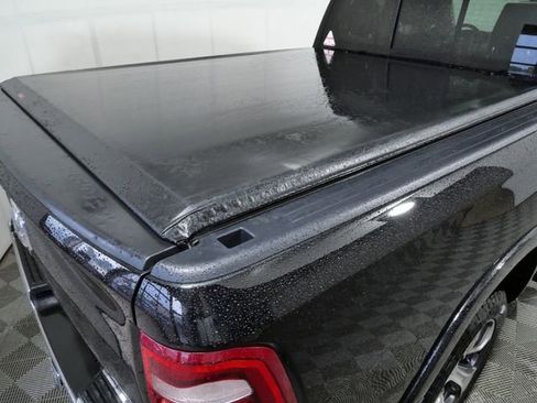 Used 2019 RAM 1500 Laramie AWD/4WD image 11