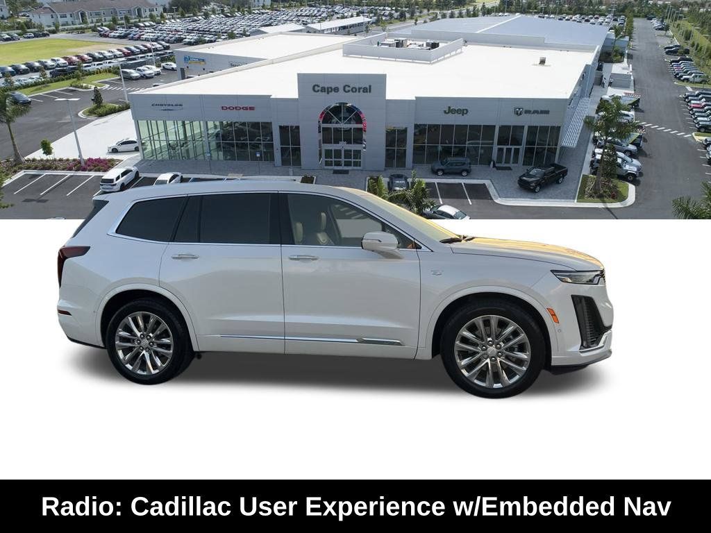 Used 2022 Cadillac XT6 Premium Luxury w/ Platinum Package FWD image 4