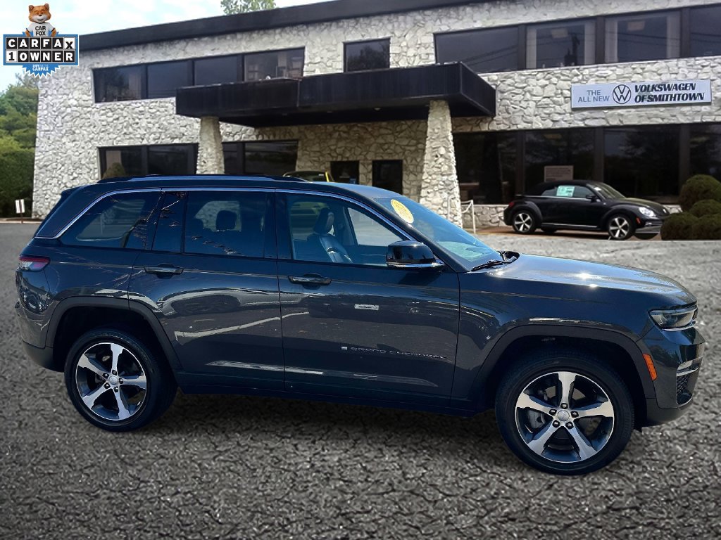 Used 2023 Jeep Grand Cherokee Limited AWD/4WD image 4