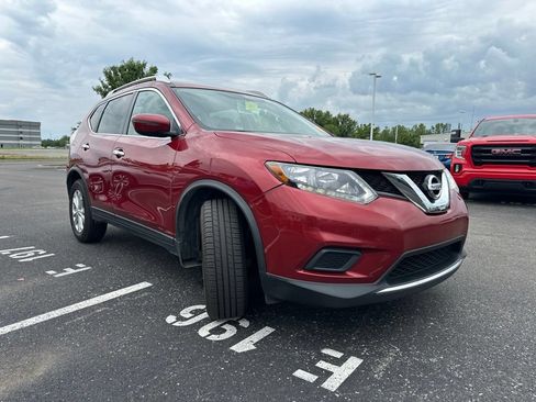 Used 2016 Nissan Rogue SV FWD image 12