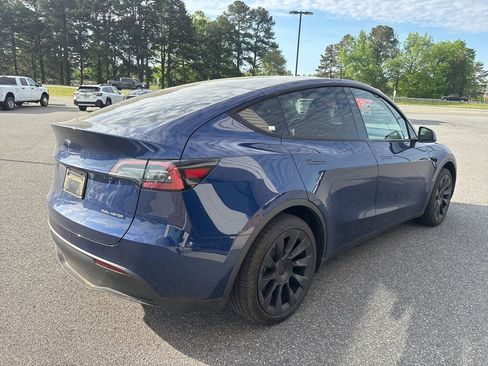 Used 2024 Tesla Model Y Long Range image 7