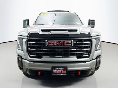 Used 2024 GMC Sierra 2500 AT4 w/ AT4 Premium Plus Package AWD/4WD image 2