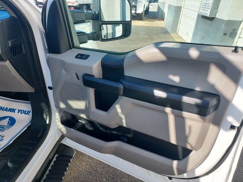 Used 2020 Ford F250 XL w/ Power Equipment Group image 10