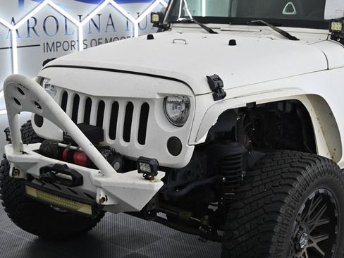 Used 2009 Jeep Wrangler X AWD/4WD image 7