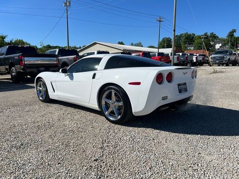 Used 2011 Chevrolet Corvette Coupe w/ Preferred Equipment Group RWD image 6