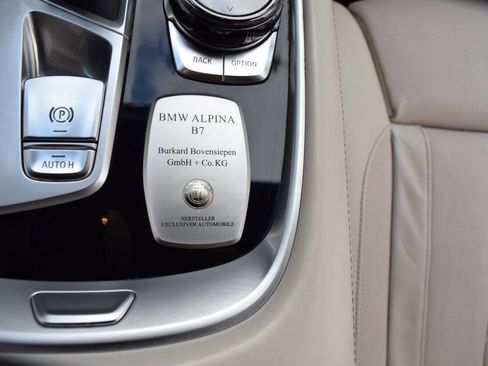 Used 2017 BMW ALPINA B7 xDrive image 58