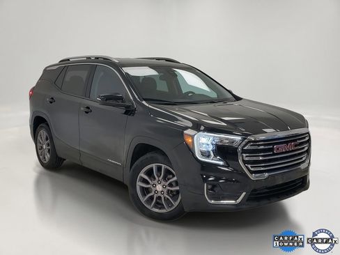 Used 2023 GMC Terrain SLT image 1