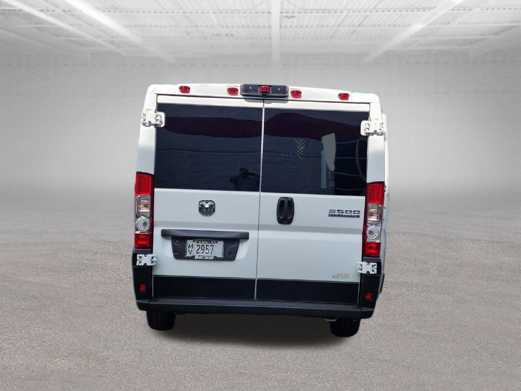 Used 2025 RAM ProMaster 2500 w/ U-Haul Equipment Group FWD image 5