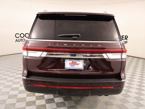 Used 2023 Lincoln Navigator Reserve image 23