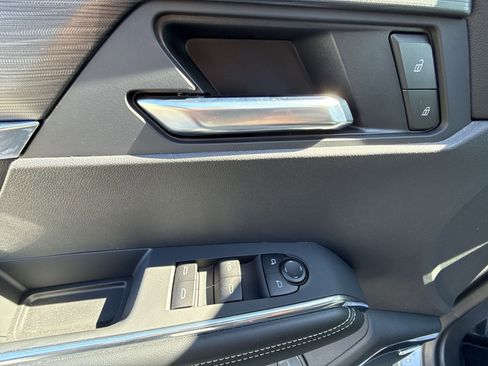 New 2025 GMC Acadia Elevation w/ Super Cruise Package image 22