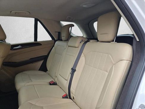 Used 2018 Mercedes-Benz GLE 350 4MATIC image 13