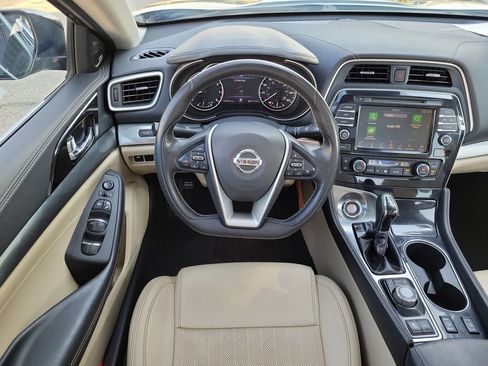 Used 2020 Nissan Maxima 3.5 SL w/ Floor Mat Group FWD image 12