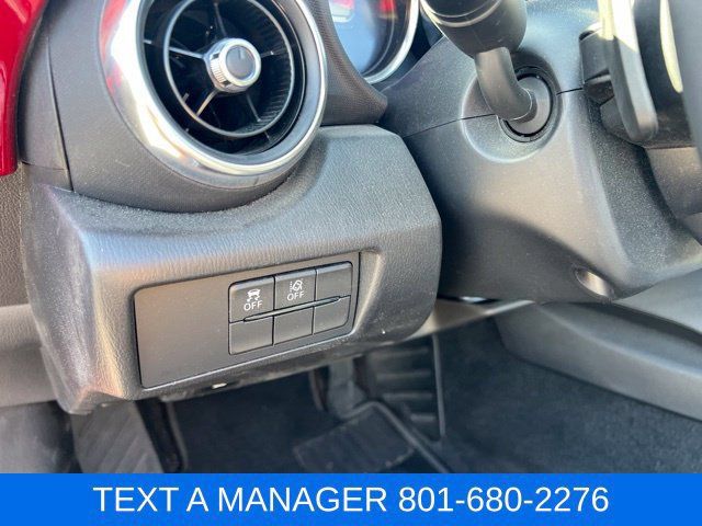 Used 2023 MAZDA MX-5 Miata Grand Touring RWD image 17