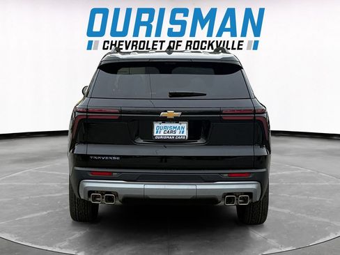 New 2026 Chevrolet Traverse LT w/ Sun and Wheel Package FWD image 5